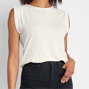 NWT Express Women's White Skimming Crew Neck Muscle Tee - Size: Large